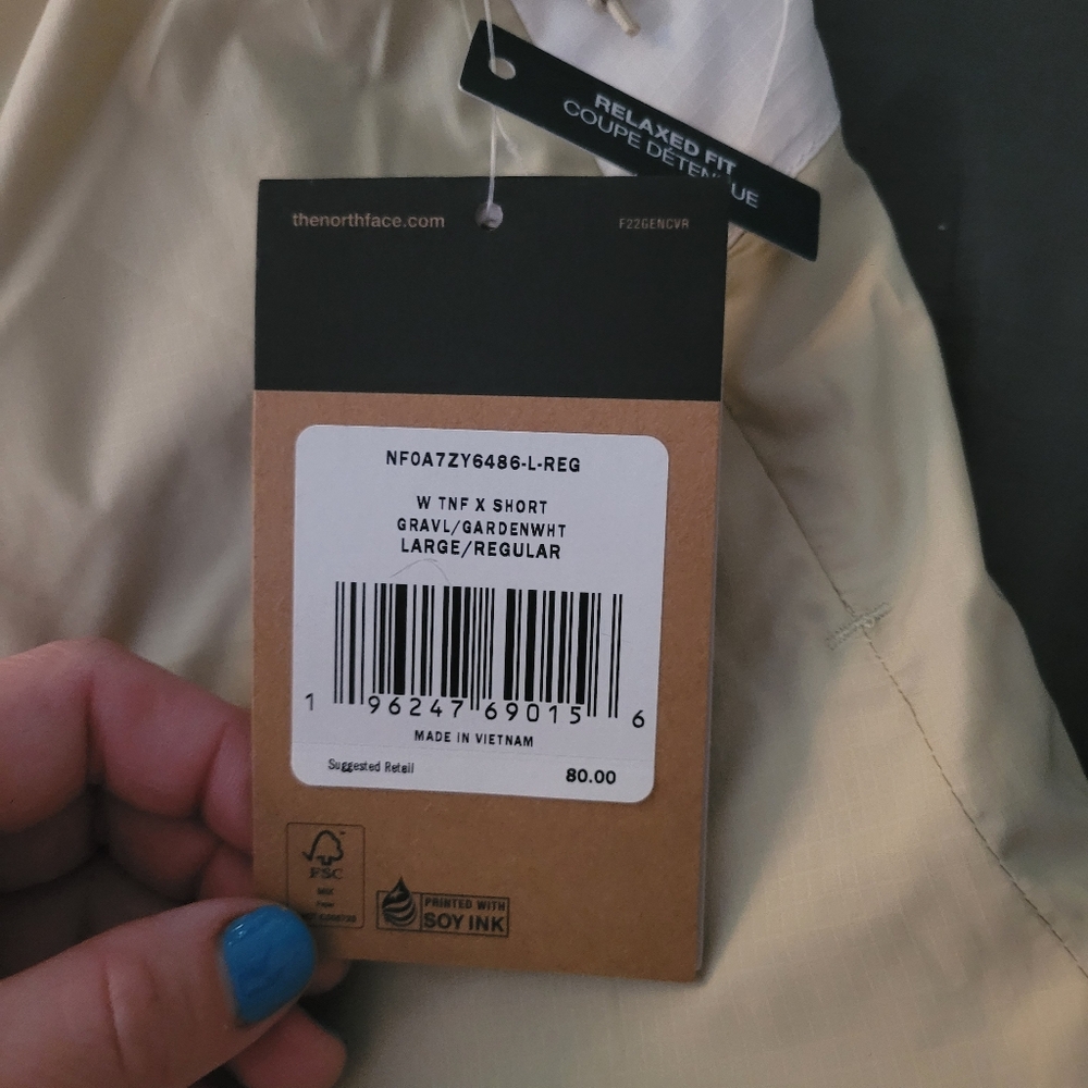The North Face TNF Women's L Windwall 5" Outline Short Gardenia White Logo NWT - Picture 3 of 5